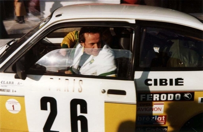 Jean-Louis Clarr - Dominique Mahuteaux
47º Rallye Automobile de Monte-Carlo 1979. Opel Kadett GT/E (8116 QY 84). Clasificado 12º.

Del 20 al 26 de Enero, Monte-Carlo.
Superficie: asfalto - nieve.

El Rally tenia un total de 4840 km de los que 619 km divididos en 30 tramos, eran especiales (1 de ellos fue cancelado SS13 St Barthelemy de 19 Km).

Se inscribieron 255 equipos, tomaron la salida 233, finalizaron 84.@
Palabras clave: ;Opel;Kadett;GT-E;Montecarlo;1979;Personajes