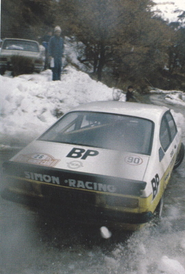 Jean-Louis Clarr - Dominique Mahuteaux
47º Rallye Automobile de Monte-Carlo 1979. Opel Kadett GT/E (8116 QY 84). Clasificado 12º.

Del 20 al 26 de Enero, Monte-Carlo.
Superficie: asfalto - nieve.

El Rally tenia un total de 4840 km de los que 619 km divididos en 30 tramos, eran especiales (1 de ellos fue cancelado SS13 St Barthelemy de 19 Km).

Se inscribieron 255 equipos, tomaron la salida 233, finalizaron 84.@
Palabras clave: ;Opel;Kadett;GT-E;Montecarlo;1979;nieve