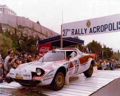 Tassos Livieratos "Siroco" - Emmanouel (Manólis)
27º Acropolis Rally 1980. Lancia Stratos HF. Clasificado 9º.

Del 26 al 29 de Mayo, Atenas, Grecia.
Superficie: tierra.

El Rally tenia un total de 2743.86 km de los que 964 km divididos en 56 tramos eran especiales, (una de ellas fue cancelada SS55 Railway de 9,20 Km).

Se inscribieron 154 equipos, tomaron la salida 148, finalizaron 37.@
Palabras clave: Lancia;Stratos;Acropolis;Grecia;1980