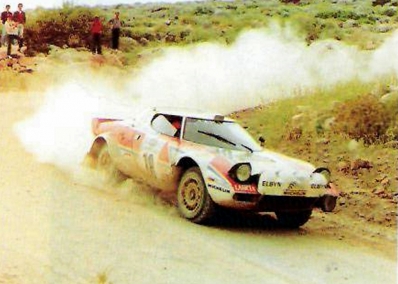 Tassos Livieratos "Siroco" - Emmanouel (Manólis)
27º Acropolis Rally 1980. Lancia Stratos HF. Clasificado 9º.

Del 26 al 29 de Mayo, Atenas, Grecia.
Superficie: tierra.

El Rally tenia un total de 2743.86 km de los que 964 km divididos en 56 tramos eran especiales, (una de ellas fue cancelada SS55 Railway de 9,20 Km).

Se inscribieron 154 equipos, tomaron la salida 148, finalizaron 37.@
Palabras clave: Lancia;Stratos;Acropolis;Grecia;1980