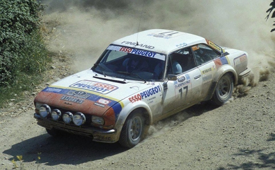 Timo Mäkinen - Jean Todt
27º Acropolis Rally 1980. Peugeot 504 Coupé V6 (8120 RR 25). Clasificado 10º.
Automobiles Peugeot

Del 26 al 29 de Mayo, Atenas, Grecia.
Superficie: tierra.

El Rally tenia un total de 2743.86 km de los que 964 km divididos en 56 tramos eran especiales, (una de ellas fue cancelada SS55 Railway de 9,20 Km).

Se inscribieron 154 equipos, tomaron la salida 148, finalizaron 37.@
Palabras clave: Peugeot;Coupe;Acropolis;Grecia;1980