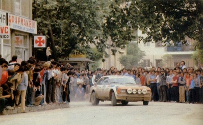 Timo Mäkinen - Jean Todt
27º Acropolis Rally 1980. Peugeot 504 Coupé V6 (8120 RR 25). Clasificado 10º.
Automobiles Peugeot

Del 26 al 29 de Mayo, Atenas, Grecia.
Superficie: tierra.

El Rally tenia un total de 2743.86 km de los que 964 km divididos en 56 tramos eran especiales, (una de ellas fue cancelada SS55 Railway de 9,20 Km).

Se inscribieron 154 equipos, tomaron la salida 148, finalizaron 37.@
Palabras clave: Peugeot;Coupe;Acropolis;Grecia;1980