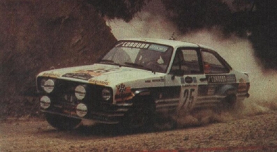 Jorge Recalde - Enrique Tettamanti
27º Acropolis Rally 1980. Ford Escort RS1800 MKII (GLM 184T). Clasificado 12º.

Del 26 al 29 de Mayo, Atenas, Grecia.
Superficie: tierra.

El Rally tenia un total de 2743.86 km de los que 964 km divididos en 56 tramos eran especiales, (una de ellas fue cancelada SS55 Railway de 9,20 Km).

Se inscribieron 154 equipos, tomaron la salida 148, finalizaron 37.@
Palabras clave: Jorge_Recalde;Ford;Escort;MKII;Acropolis;Grecia;1980;MKII