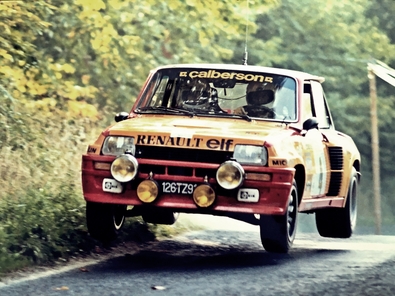 Jean Ragnotti - Jean-Marc Andrié
39º Tour France Automobile 1980. Renault 5 Turbo -Gr.4- (126 TZ 91) Renault Elf Calberson. Abandonó por fuego en el coche.
Renault Elf Calberson
Debut del Renault 5 Turbo.

Del 17 al 20 de Septiembre, Villeurbanne, Auvernia-Ródano-Alpes, Lyon y Nice, Provenza-Alpes-Costa Azul, Francia.
Superficie: asfalto. 

El Rally tenía un total de 2622.00 km de los que 770.00 km eran cronometrados.  No sabemos en cuantos tramos especiales se dividían éstos 770.00 km.

Tomaron la salida 80 equipos, finalizaron 33.@
Palabras clave: ;Renault;Turbo;Francia;1980;Grupo_B;Debut;Tour_France_Automobile;