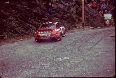 Jacques Alméras - Jean-Claude Perramond
24º Critérium des Cévennes 1980. Porsche 911 SC. Excluído.

En la segunda asistencia, que tenian de tiempo en un principio una hora, se redujo por ordenes de la organizacion a 30 minutos.
Jacques en el control horario no se daba cuenta de que le penalizaron con 24 minutos, continuando en la competición.

Después de estar dominando el rally una vez había abandonado de Michèle Mouton, cuando Jacques se entera de dicha penalización, abandona la prueba inmediatamente y muy enfadado.

Del 22 al 23 de Noviembre, Montpellier.
Superficie: asfalto.

La prueba tenía un total de 716.00 km de los que 417.00 km divididos en 15 tramos eran especiales.

Tomaron la salida 276 equipos, finalizaron 116.
@
Palabras clave: ;Criterium_Cevennes;Porsche;1980