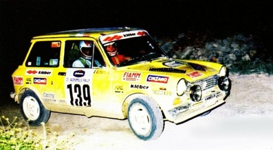 Michele Cinotto - Eraldo Mussa
27º Acropolis Rally 1980. Autobianchi A112 Abarth. Abandonó, desconocemos el motivo.

Del 26 al 29 de Mayo, Atenas, Grecia.
Superficie: tierra.

El Rally tenia un total de 2743.86 km de los que 964 km divididos en 56 tramos eran especiales, (una de ellas fue cancelada SS55 Railway de 9,20 Km).

Se inscribieron 154 equipos, tomaron la salida 148, finalizaron 37.@
Palabras clave: Autobianchi;Acropolis;Grecia;1980