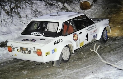 Adartico Vudafieri - Arnaldo Bernacchini
29º Rally Costa Brava 1981. Fiat 131 Abarth (TO P35975). Clasificado 1º.
Jolly Club

Del 20 al 22 de Febrero, Lloret de Mar, Girona, Catalunya, España.
Superficie: asfalto - tierra.

Tomaron la salida 76 equipos, finalizaron 15.@
Palabras clave: ;Fiat;Abarth;Costa_Brava;1981;Nieve;España;Spain