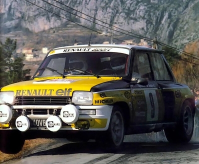 Jean Ragnotti - Jean-Marc Andrie
49º Rallye Automobile de Monte-Carlo 1981. Renault 5 Turbo (440 VB 91). Clasificado 1º.
Renault Elf

Jean Ragnotti y Jean-Luc Thérier lucharon durante toda la prueba para mantenerse en la primera posición, hasta que en el primer tramo de la última etapa, SS25 Moulinet - La Bollène 2 (Turini) de 22.00 km, y durante su descenso, unos energúmenos tiraron nieve en una de las curvas justo antes del paso del Porsche 911 SC (4769 RP 34) de Jean-Luc Thérier, saliéndose éste de pista y perdiendo mucho tiempo para volver a ella, quedando al final de la prueba en 95º lugar.

Del 24 al 30 de Enero, Monte-Carlo.
Superficie: asfalto - nieve.

El Rally tenia un total de 3930.00 km de los que 750.00 km divididos en 32 tramos eran especiales.

Se inscribieron 274 equipos, tomaron la salida 263, finalizaron 133.@
Palabras clave: Renault;turbo;Montecarlo;nieve;1981