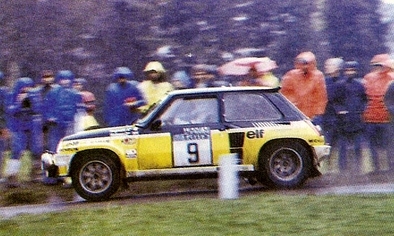 Jean Ragnotti - Martin Holmes
30º Lombard RAC Rally 1981. Renault 5 Turbo (440 VB 91). Clasificado 5º.

Del 22 al 24 de Noviembre, Chester, Cheshire, Inglaterra.
Superficie: asfalto - tierra.

El Rally tenia un total de 2720.00 km de los que 722.00 km divididos en 65 tramos eran especiales.

Se inscribieron 154 equipos, tomaron la salida 151, finalizaron 54.@
Palabras clave: ;Renault;Turbo;Gran_Bretaña;RAC_Rally;1981