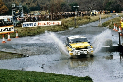 Jean Ragnotti - Martin Holmes
30º Lombard RAC Rally 1981. Renault 5 Turbo (440 VB 91). Clasificado 5º.

Del 22 al 24 de Noviembre, Chester, Cheshire, Inglaterra.
Superficie: asfalto - tierra.

El Rally tenia un total de 2720.00 km de los que 722.00 km divididos en 65 tramos eran especiales.

Se inscribieron 154 equipos, tomaron la salida 151, finalizaron 54.@
Palabras clave: ;Renault;Turbo;Gran_Bretaña;RAC_Rally;1981
