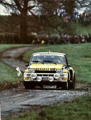 Jean Ragnotti - Martin Holmes
30º Lombard RAC Rally 1981. Renault 5 Turbo (440 VB 91). Clasificado 5º.

Del 22 al 24 de Noviembre, Chester, Cheshire, Inglaterra.
Superficie: asfalto - tierra.

El Rally tenia un total de 2720.00 km de los que 722.00 km divididos en 65 tramos eran especiales.

Se inscribieron 154 equipos, tomaron la salida 151, finalizaron 54.@
Palabras clave: ;Renault;Turbo;Gran_Bretaña;RAC_Rally;1981