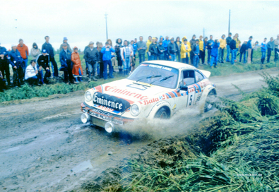 Francis Vincent - Francis Calvier
17º Ypres 24 Hours Rally 1981. Porsche 911 SC. Clasificado 2º.

Del 26 al 28 de Junio, Ypres, Bélgica.
Superficie: asfalto.

El Rally tenia un total de 586.00 km cronometrados divididos en 53 tramos especiales.

Tomaron la salida 167 equipos, finalizaron 71.@
Palabras clave: ;Porsche;Ypres;1981