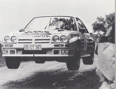 Henri Toivonen - Fred Gallagher
21º Rothmans Manx International Rally 1983. Opel Manta 400 (GG-CT 361). Clasificado 1º.
Rothmans Opel Rally Team

Del 14 al 17 de Septiembre, Douglas, Isla de Man.
Superficie: asfalto.

El Rally constaba de 49 tramos cronometrados (5 de ellos fueron cancelados, SS22 Eairy, SS24 St. Aarvey, SS25 Cronk, SS26 Lhen y SS27 Druidale).
Desconocemos los kilómetros tanto cronometrados como totales de la prueba.

Tomaron la salida 120 equipos, finalizaron 48.@
Palabras clave: Opel;Manta;Manx;Grupo_B;1983