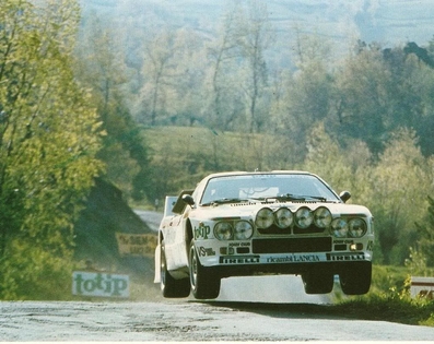 Massimo (Miki) Biasion - Tiziano Siviero
13º Rally 4 Regioni 1983. Lancia Rally 037 (TO Y63863). Clasificado 1º.
Jolly Club Totip

Del 12 al 14 de Mayo, Salice Terme, Lombardia, Italia.
Superficie: asfalto.

El Rally constaba de dos etapas y 26 tramos cronometrados.

Tomaron la salida 79 eqyuipos, finalizaron 35.@
Palabras clave: ;Lancia;Rally;Grupo_B;Rally_4Regioni;1983