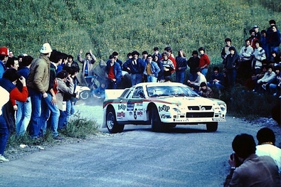 Massimo (Miki) Biasion - Tiziano Siviero
13º Rally 4 Regioni 1983. Lancia Rally 037 (TO Y63863). Clasificado 1º.
Jolly Club Totip

Del 12 al 14 de Mayo, Salice Terme, Lombardia, Italia.
Superficie: asfalto.

El Rally constaba de dos etapas y 26 tramos cronometrados.

Tomaron la salida 79 eqyuipos, finalizaron 35.@
Palabras clave: ;Lancia;Rally;Grupo_B;Rally_4Regioni;1983