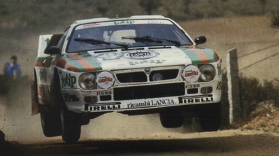 Massimo (Miki) Biasion - Tiziano Siviero
6º Rally Costa Esmeralda 1983. Lancia Rally 037 (TO Y63863). Clasificado 1º.
Jolly Club
 
Del 23 al 26 de Marzo, Porto Cervo.
Superficie: tierra.

El Rally tenia 38 tramos cronometrados (2 de ellos fueron cancelados, SS23 y SS34).
Desconocemos de cuantos kilómetros tanto totales como cronometrados constaba la prueba.

Se inscribieron 103 equipos, finalizaron 31.@
Palabras clave: Lancia;Rally;Grupo_B;Costa_Esmeralda;1983