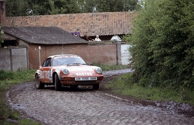 Patrick Snijers -  Dany Colebunders
12º Lotto Haspengouwrally 1983. Porsche 911 SC (UL.212). Clasificado 2º.
Bastos Gaban Racing Team

Del 13 al 15 Mayo, Landen, Bélgica.

Superficie: asfalto y tierra con un total de 413.94 km cronometrados divididos en 33 tramos (uno de ellos fue cancelado SS11 Heers de 26.69 km).

Tomaron la salida 123 equipos, finalizaron 52.@
Palabras clave: Patrick_Snijers;Porsche;Haespengouwrally;1983