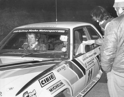 William Robert (Bertie) Fisher - Austin Frazer
44º Rothmans Circuit of Ireland Rally 1983. Opel Ascona 400 (DIL 999). Clasificado 2º.
GM Dealer Sport

Del 1 al 5 de Abril, Belfast, Irlanda del Norte.

El Rally tenia un total de 864.82 Km cronometrados divididos en 5 etapas y 54 tramos eran especiales (2 de ellos fueron cancelados SS34 Glen Ellen de 13.26 km y SS41 Ballybuck de 17.28km).

Tomaron la salida 105 equipos, finalizaron 34.@
Palabras clave: Opel;Ascona;Grupo_B;Circuit_Ireland;Irlanda;1983;Personajes