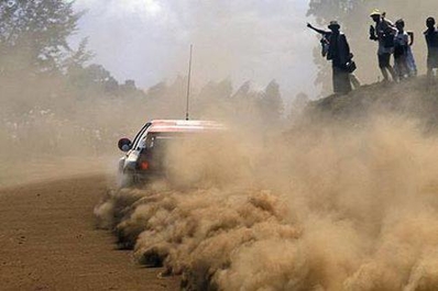 Hannu Mikkola - Arne Hertz
31º Marlboro Safari Rally 1983. Audi Quattro A1 (IN-YC 17). Clasificado 2º.

Del 30 de Marzo al 4 de Abril, Nairobi, Kenya, África.
Superficie: tierra.

El Rally tenia un total de 5035 km en los que 1620.95 km se encontraban 26 controles horarios.

Tomaron la salida 78 equipos, finalizaron 22.@
Palabras clave: ;Audi;Quattro;Grupo_B;Safari;1983