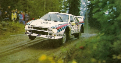 Markku Alén - Illka Kivimaki
33º 1000 Lakes Rally 1983. Lancia Rally 037 (TO-X98907). Clasificado 3º.

Del 26 al 28 de Agosto, Jyväskylä, Finlandia.
Superficie: tierra.

El Rally tenia un total de 1461.00 km de los que 472.63 km divididos en 50 tramos, eran especiales.

Se inscribieron 180 equipos, tomaron la salida 174, finalizaron 71.@
Palabras clave: Markku_Alen;Rally;Lancia;Finlandia;1983;Grupo_B;