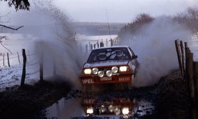 Guy Colsoul - Alain Lopès
26º Boucles de Spa - Monopole 1983. Opel Ascona 400 (CCJ-654). Clasificado 3º.
Dealer Opel Belgium Team

Del 4 al 6 de Febrero, Spa, Lieja, Belgica.
Superficie: asfalto.

El Rally tenia un total de 545.00 km cronometrados.
Desconocemos en cuantos tramos especiales se dividían.

Tomaron la salida 90 equipos, finalizaron 23.@
Palabras clave: Opel;Ascona;Grupo_B;Boucles_Spa;Belgica;1983