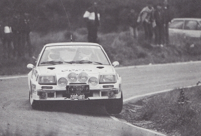 Juan Carlos Oñoro - Jose López Orozco
19º Rally Catalunya 1983. Opel Manta 400 (1-M-9067-P). Clasificado 4º.
Opel Team España

Del 21 al 23 de Octubre, Catalunya, España.
Superficie: asfalto.

El Rally tenia un total de 356.90 km cronometrados, desconocemos en cuantos tramos especiales se dividian.

Tomaron la salida 97 equipos, finalizaron 54.@
Palabras clave: Opel;Manta;Grupo_B;Catalunya;1983