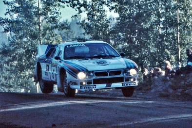 Pentti Airikkala - Juha Piironen
33º 1000 Lakes Rally 1983. Lancia Rally 037 (TO-Y88743). Clasificado 5º.

Del 26 al 28 de Agosto, Jyväskylä, Finlandia.
Superficie: tierra.

El Rally tenia un total de 1461.00 km de los que 472.63 km divididos en 50 tramos, eran especiales.

Se inscribieron 180 equipos, tomaron la salida 174, finalizaron 71.@
Palabras clave: ;Rally;Lancia;Finlandia;1983;Grupo_B