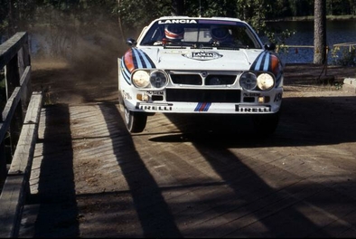 Pentti Airikkala - Juha Piironen
33º 1000 Lakes Rally 1983. Lancia Rally 037 (TO-Y88743). Clasificado 5º.

Del 26 al 28 de Agosto, Jyväskylä, Finlandia.
Superficie: tierra.

El Rally tenia un total de 1461.00 km de los que 472.63 km divididos en 50 tramos, eran especiales.

Se inscribieron 180 equipos, tomaron la salida 174, finalizaron 71.@
Palabras clave: ;Rally;Lancia;Finlandia;1983;Grupo_B