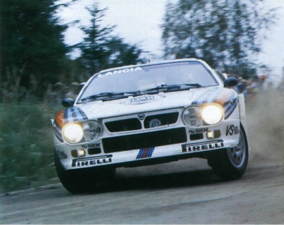 Pentti Airikkala - Juha Piironen
33º 1000 Lakes Rally 1983. Lancia Rally 037 (TO-Y88743). Clasificado 5º.

Del 26 al 28 de Agosto, Jyväskylä, Finlandia.
Superficie: tierra.

El Rally tenia un total de 1461.00 km de los que 472.63 km divididos en 50 tramos, eran especiales.

Se inscribieron 180 equipos, tomaron la salida 174, finalizaron 71.@
Palabras clave: ;Juha_Piironen;Rally;Lancia;Finlandia;1983;Grupo_B