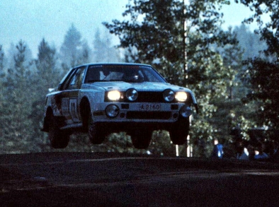 Juha Kankkunen - Staffan Pettersson
33º 1000 Lakes Rally 1983. Toyota Celica Twincam Turbo (A-2160). Clasificado 6º.
Toyota Team Europe

Del 26 al 28 de Agosto, Jyväskylä, Finlandia.
Superficie: tierra.

El Rally tenia un total de 1461.00 km de los que 472.63 km divididos en 50 tramos, eran especiales.

Se inscribieron 180 equipos, tomaron la salida 174, finalizaron 71.@
Palabras clave: ;Toyota;Celica;Grupo_B;Finlandia;1983;TCT