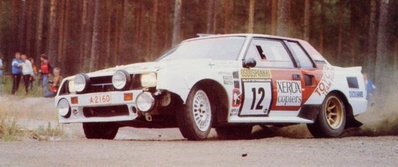 Juha Kankkunen - Staffan Pettersson
33º 1000 Lakes Rally 1983. Toyota Celica Twincam Turbo (A-2160). Clasificado 6º.
Toyota Team Europe

Del 26 al 28 de Agosto, Jyväskylä, Finlandia.
Superficie: tierra.

El Rally tenia un total de 1461.00 km de los que 472.63 km divididos en 50 tramos, eran especiales.

Se inscribieron 180 equipos, tomaron la salida 174, finalizaron 71.@
Palabras clave: ;Toyota;Celica;Grupo_B;Finlandia;1983;TCT