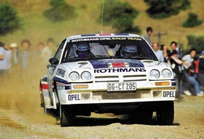 Jimmy McRae - Ian Grindrod
30º Rothmans Acropolis Rally 1983. Opel Manta 400 (GG-CT 205). Clasificado 8º.

Del 30 de Mayo al 2 de Junio, Atenas, Grecia.
Superficie: tierra.

El Rally tenia un total de 2264 km de los que 843.30 km divididos en 45 tramos eran especiales, (uno de ellos fue cancelado SS22 Tsouka de 6.57 km).

Tomaron la salida 120 equipos, finalizaron 36.@
Palabras clave: Jimmy_McRae;Acropolis;Grecia;Opel;Manta;Grupo_B;1983