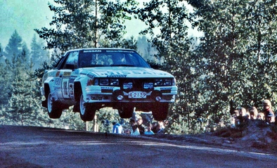 Erkki Pitkanen - Juhani Paalama
33º 1000 Lakes Rally 1983. Nissan 240RS (A-2139). Clasificado 9º.

Del 26 al 28 de Agosto, Jyväskylä, Finlandia.
Superficie: tierra.

El Rally tenia un total de 1461.00 km de los que 472.63 km divididos en 50 tramos, eran especiales.

Se inscribieron 180 equipos, tomaron la salida 174, finalizaron 71.@
Palabras clave: Nissan;1983;Finlandia;Grupo_B;