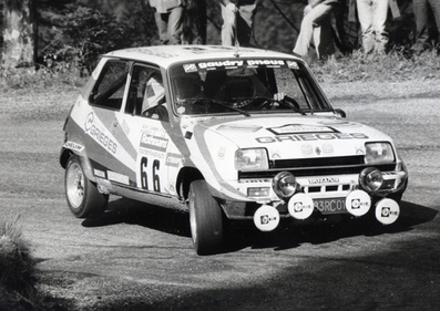Jacky Gambin - Mirian Giroud
42º Tour de France Automobile 1983. Renault 5 Alpine. Clasificado 15º.

Del 19 al 23 Septiembre, Paris, Nice, Francia.
Superficie: asfalto.

El Rally tenia un total de 2800.00 km de los que 630.00 km divididos en 3 etapas y 32 tramos eran especiales (uno de ellos fue cancelado SS27 Col du Noyer).

Tomaron la salida 84 equipos, finalizaron 37.@
Palabras clave: Renault;Alpine;Tour_France_Automobile;1983