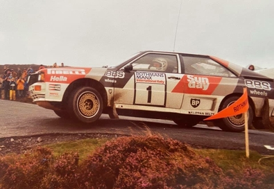 Stig Blomqvist - Björn Cederberg
21º Rothmans Manx International Rally 1983. Audi Quattro A1 (MVV 44Y). Abandonó por motor en SS45 Brandywell.

Del 14 al 17 de Septiembre, Douglas, Isla de Man.
Superficie: asfalto.

El Rally constaba de 49 tramos cronometrados (5 de ellos fueron cancelados, SS22 Eairy, SS24 St. Aarvey, SS25 Cronk, SS26 Lhen y SS27 Druidale).
Desconocemos los kilómetros tanto cronometrados como totales de la prueba.

Tomaron la salida 120 equipos, finalizaron 48.@
Palabras clave: Stig_Blomqvist;Audi;Quattro;Grupo_B;Manx;1983