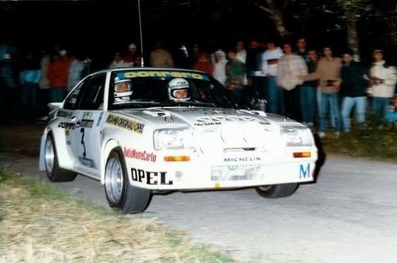 Luigi Battistolli (Lucky) - Roberto Dalpozzo (Rudy)
13º Rally 4 Regioni 1983. Opel Manta 400 (Roma 93961A). Abandonó en SS3 Opel Storti 1.
Conrero Squadra Corse

Del 12 al 14 de Mayo, Salice Terme, Lombardia, Italia.
Superficie: asfalto.

El Rally constaba de dos etapas y 26 tramos cronometrados.

Tomaron la salida 79 eqyuipos, finalizaron 35.@
Palabras clave: Opel;Manta;Grupo_B;Rally_4regioni;1983