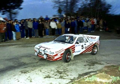 Jean-Louis Clarr - Patricia Trivero
31º Rally Costa Brava 1983. Lancia Rally 037 (TO Y75887). Abandonó por no tener neumáticos de nieve, por lo que el equipo prefirió retirarse.

Del 18 al 20 de Febrero, Lloret de Mar, Girona, Catalunya, España.
Superficie: asfalto - tierra.

El Rally tení­a un total de 1356.5 km de los que 519.10 km divididos en 44 tramos eran especiales.

Tomaron la salida 68 equipos, finalizaron 20.@
Palabras clave: ;Costa_Brava;Lancia;Rally;Grupo_B;1983