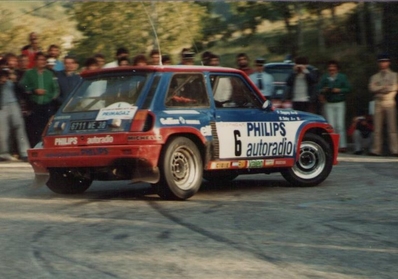 Bruno Saby - Françoise Sappey
42º Tour de France Automobile 1983. Renault 5 Turbo Tour de Corse (6711 WE 38). Abandonó por rotura de turbo en SS28 Font Belle de 21.50 km.
Philips Auto Radio

Del 19 al 23 Septiembre, Paris, Nice, Francia.
Superficie: asfalto.

El Rally tenia un total de 2800.00 km de los que 630.00 km divididos en 3 etapas y 32 tramos eran especiales (uno de ellos fue cancelado SS27 Col du Noyer).

Tomaron la salida 84 equipos, finalizaron 37.@
Palabras clave: Renault;Turbo;Grupo_B;Tour_France_Automobile;1983