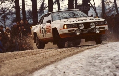 Simon Everett - Dave West
26º Boucles de Spa - Monopole 1983. Nissan 240RS (BXI 5030). Abandonó por accidente.

Del 4 al 6 de Febrero, Spa, Lieja, Belgica.
Superficie: asfalto.

El Rally tenia un total de 545.00 km cronometrados.
Desconocemos en cuantos tramos especiales se dividían.

Tomaron la salida 90 equipos, finalizaron 23.@
Palabras clave: Nissan;Grupo_B;Boucles_Spa;Belgica;1983;nieve