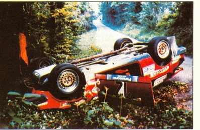 Gabriele Noberasco - Paolo Amati
13º Rally 4 Regioni 1983. Alfa Romeo GTV6. Abandonó por el accidente de la foto en SS20 Riso Scotti 1.
Tre Gazzelle

Del 12 al 14 de Mayo, Salice Terme, Lombardia, Italia.
Superficie: asfalto.

El Rally constaba de dos etapas y 26 tramos cronometrados.

Tomaron la salida 79 eqyuipos, finalizaron 35.@
Palabras clave: Alfa;Romeo;Rally_4Regioni;1983;Crash