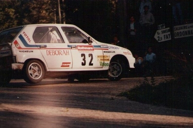 Dominique Grandvuinet-Perrier - Chantal Liénard Sola
42º Tour de France Automobile 1983. Citröen Visa (4282 LN 92). Abandonó por motor en el tramo que finalmente cancelaron SS27 Col du Noyer.

Del 19 al 23 Septiembre, Paris, Nice, Francia.
Superficie: asfalto.

El Rally tenia un total de 2800.00 km de los que 630.00 km divididos en 3 etapas y 32 tramos eran especiales (uno de ellos fue cancelado SS27 Col du Noyer).

Tomaron la salida 84 equipos, finalizaron 37.@
Palabras clave: Citroen;Visa;Grupo_B;Tour_France_Automobile;1983