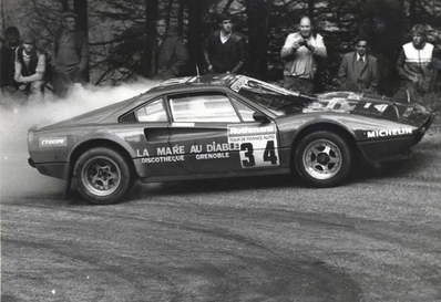 Dominique Gauthier -  Michelle Gauthier
42º Tour de France Automobile 1983. Ferrari 308 GTB (4614 UU 38). Abandonó por incendio en SS5 Vallée de Saint-Quirin de 18.30 km.

Del 19 al 23 Septiembre, Paris, Nice, Francia.
Superficie: asfalto.

El Rally tenia un total de 2800.00 km de los que 630.00 km divididos en 3 etapas y 32 tramos eran especiales (uno de ellos fue cancelado SS27 Col du Noyer).

Tomaron la salida 84 equipos, finalizaron 37.

Foto: instante en el que se detiene porque el motor se le esta incendiando.
@
Palabras clave: Ferrari;GTB;Tour_France_Automobile;1983