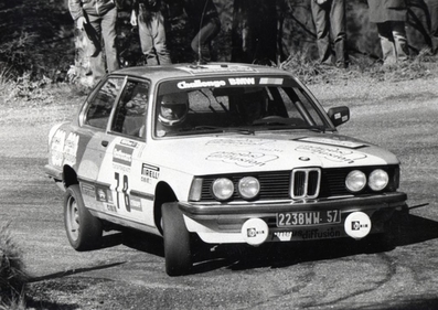 Michel Jominet - André Goetz
42º Tour de France Automobile 1983. BMW 323i (2238WW 57). Abandonó, desconocemos el motivo y en que especial.

Del 19 al 23 Septiembre, Paris, Nice, Francia.
Superficie: asfalto.

El Rally tenia un total de 2800.00 km de los que 630.00 km divididos en 3 etapas y 32 tramos eran especiales (uno de ellos fue cancelado SS27 Col du Noyer).

Tomaron la salida 84 equipos, finalizaron 37.@
Palabras clave: BMW;Tour_France_Automobile;1983