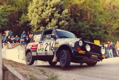 Carrera - Nicelli
13º Rally 4 Regioni 1983. Autobianchi. Abandonó.

Del 12 al 14 de Mayo, Salice Terme, Lombardia, Italia.
Superficie: asfalto.

El Rally constaba de dos etapas y 26 tramos cronometrados.

Tomaron la salida 79 eqyuipos, finalizaron 35.@
Palabras clave: Autobianchi;Rally_4Regioni;1983