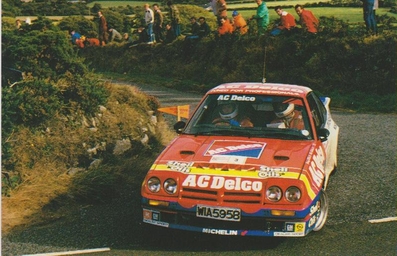Jimmy McRae - Mike Nicholson
22º Rothmans Manx International Rally 1984. Opel Manta 400 (WIA 5958). Clasificado 1º.
GM Dealer Sport

Del 13 al 15 de Septiembre, Douglas, Isla de Man.
Superficie: asfalto.

El Rally constaba de 660 km especiales divididos en 49 tramos cronometrados (uno de ellos fue cancelado SS16).

Tomaron la salida 104 equipos, finalizaron 45.@
Palabras clave: Opel;Manta;Grupo_B;Manx_Rally;1984