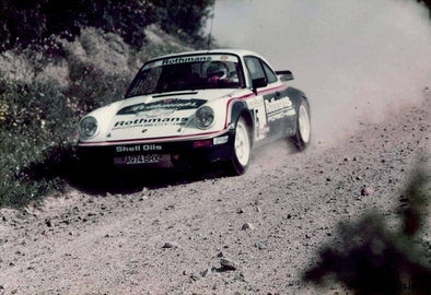 Henri Toivonen - Juha Piironen
7º Rally Costa Smeralda 1984. Porsche 911 SC RS (A974 BRX). Clasificado 1º.

Del 26 al 29 de Abril, Porto Cervo, Cerdeña, Italia.
Superficie: tierra.

El Rally constaba de 3 etapas y 43 tramos especiales (uno de ellos fue cancelado SS2 Vacciledi).

Tomaron la salida 72 equipos, finalizaron 20.@
Palabras clave: Henri_Toivonen;Juha_Piironen;Porsche;Grupo_B;Costa_Smeralda;1984;Esmeralda