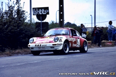 Robert Droogmans - Ronny Joosten
15º Criterium Lucien Bianchi 1984. Porsche 911 SC RS (CBF-452). Clasificado 1º.

Del 31 de Agosto al 2 de Septiembre, Beaumont-Charleroi, Bélgica.
Superficie: asfalto - tierra.

El Rallye tenía un total de 479.00 km cronometrados. 

Se inscribieron 165 equipos, finalizaron 72.@
Palabras clave: Porsche;Grupo_B;Criterium_Lucien_Bianchi;1984