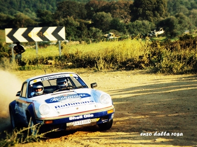 Henri Toivonen - Juha Piironen
7º Rally Costa Smeralda 1984. Porsche 911 SC RS (A974 BRX). Clasificado 1º.

Del 26 al 29 de Abril, Porto Cervo, Cerdeña, Italia.
Superficie: tierra.

El Rally constaba de 3 etapas y 43 tramos especiales (uno de ellos fue cancelado SS2 Vacciledi).

Tomaron la salida 72 equipos, finalizaron 20.

© Enzo Dalla Rosa.
@@
Palabras clave: Henri_Toivonen;Juha_Piironen;Porsche;Grupo_B;Costa_Smeralda;1984;Esmeralda