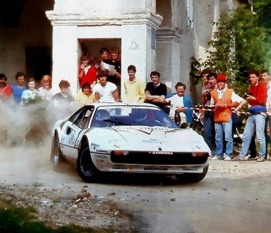 "Lucky" - Claudio Berro
7º Rally della Lana 1984. Ferrari 308 GTB (PD 723098). Clasificado 2º.
Del 28 Junio al 30 Junio, (Biella, Italia).
Superficie: asfalto - grava.
Tomaron la salida 75 equipos, finalizaron 26.@
Palabras clave: Ferrari;GTB;Grupo_B;1984