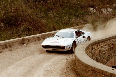 Luigi Battistolli (Lucky) - Claudio Berro
16º Rallye dell'Isola d'Elba 1984. Ferrari 308 GTB (PD 723098). Clasificado 2º.

Del 7 al 9 de Junio, Portoferraio, Italia.
Superficie: asfalto - tierra.

Tomaron la salida 54 equipos, finalizaron 24.@
Palabras clave: ;Lucky;Ferrari;Grupo_B;GTB;Elba;1984